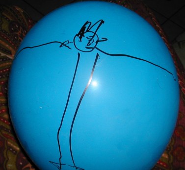 Rémi sur un ballon